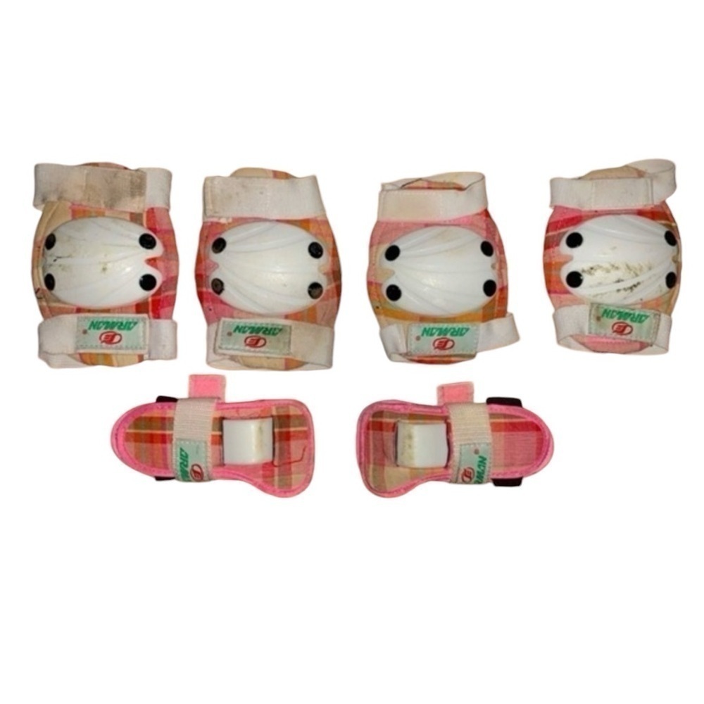 Arman Knee and Wrist Pads For Kids - Picture 1 of 5